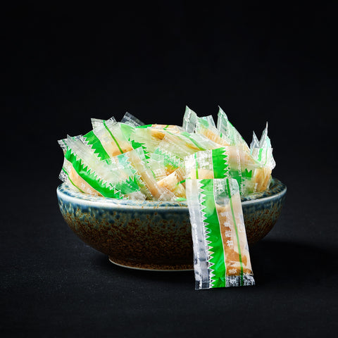 Bowl of individual packets of ginger