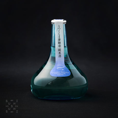 300ml bottle of Blue Homare Junmai Aladdin with a black background