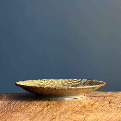 Brown Small Showa Seito Plate 180mm - SushiSushi