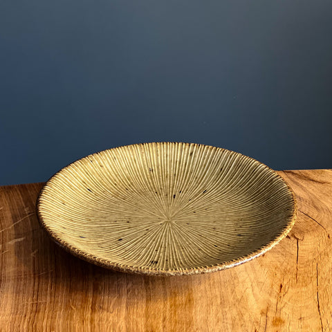 Brown Small Showa Seito Plate 180mm - SushiSushi