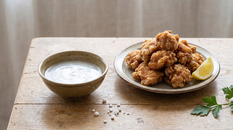 Potato starch katakuriko beside crispy Japanese fried chicken karaage