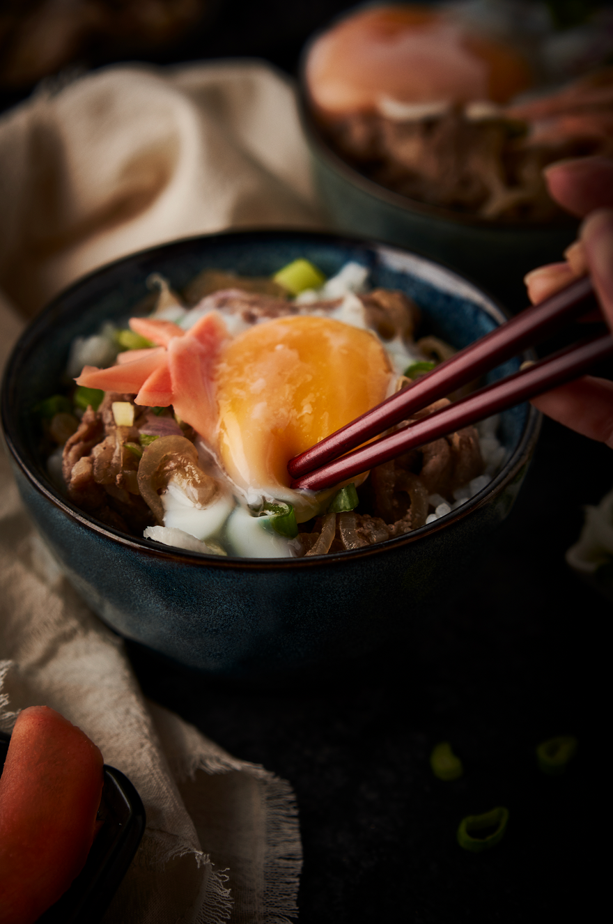 How to Make Yoshinoya Beef Bowl (Gyudon)– SushiSushi