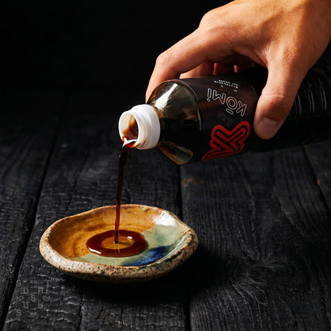Kōmi gluten-free Japanese tamari soy sauce, 1L bottle, label detail