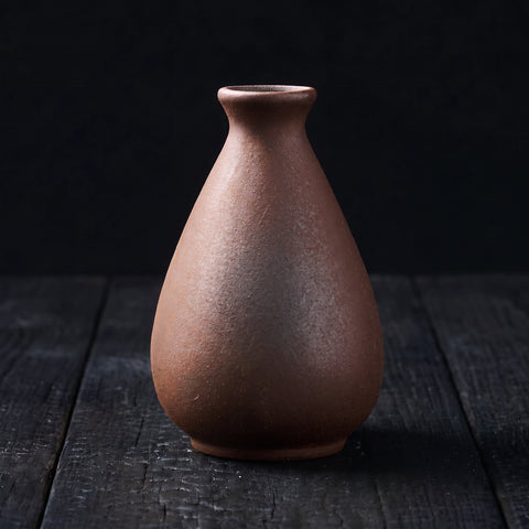 Sake Flask, Earth