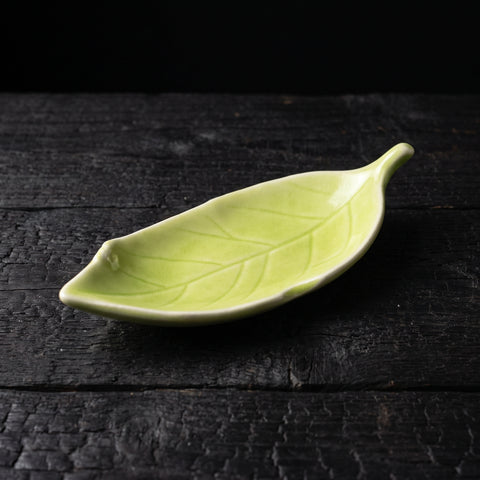 Mino Ware, Hiwa Yellow-Green Leaf Tapas Dish, 91x42x24mm
