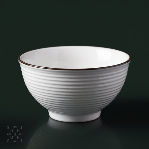 Showa Seito white donburi bowl 17cm 1050ml, hero front view